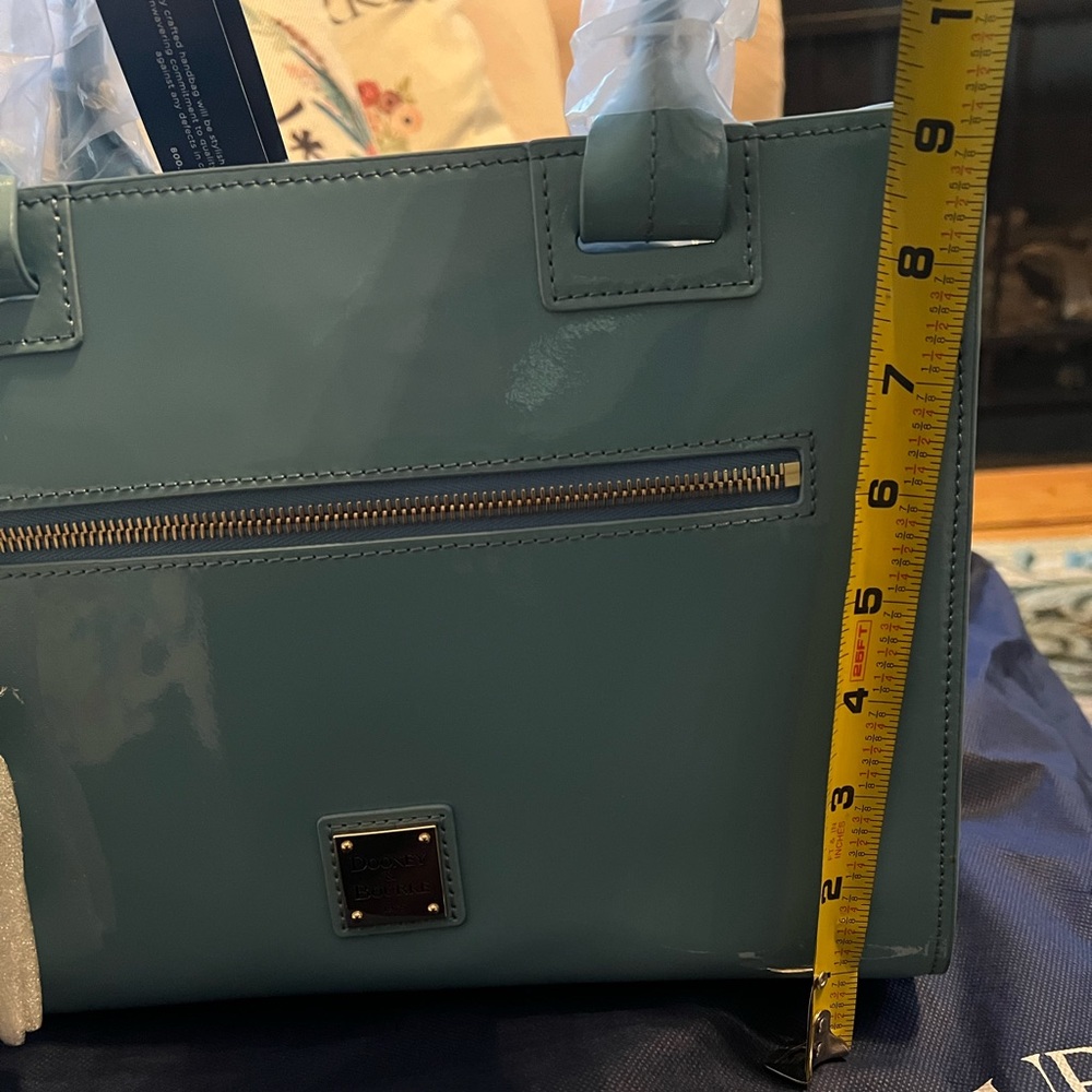 Authentic Dooney Bourke Medium Patent Leather Tote